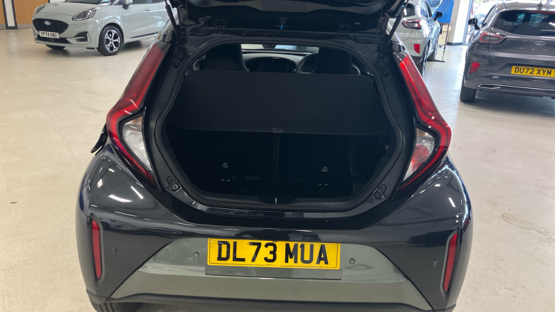 Toyota Aygo X 1.0 VVT-i Edge 5dr Petrol Hatchback